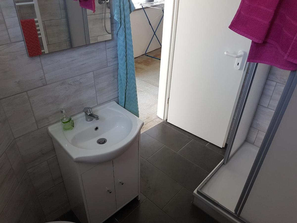 Einraum-Ferienwohnung 46M2 Eisenhuettenstadt-Diehlo Exteriér fotografie