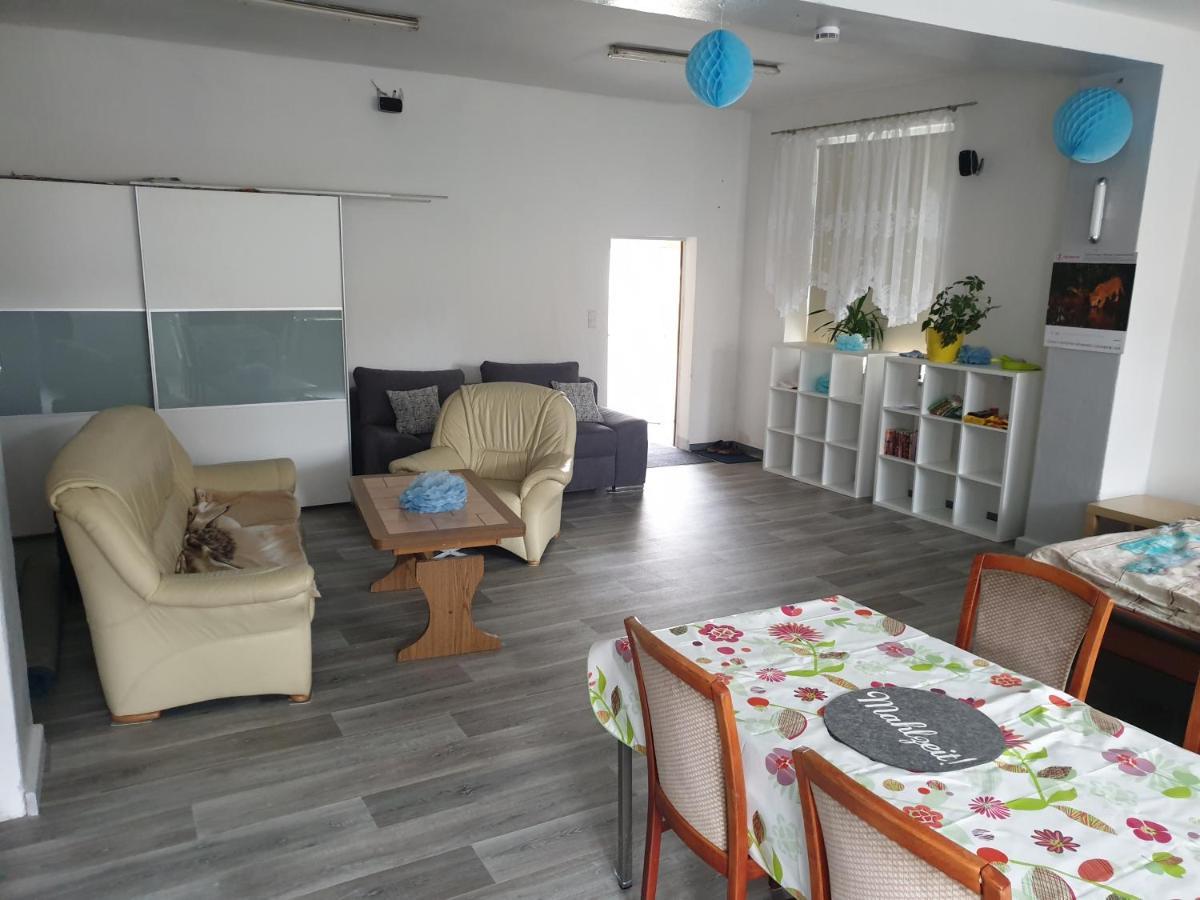 Einraum-Ferienwohnung 46M2 Eisenhuettenstadt-Diehlo Exteriér fotografie